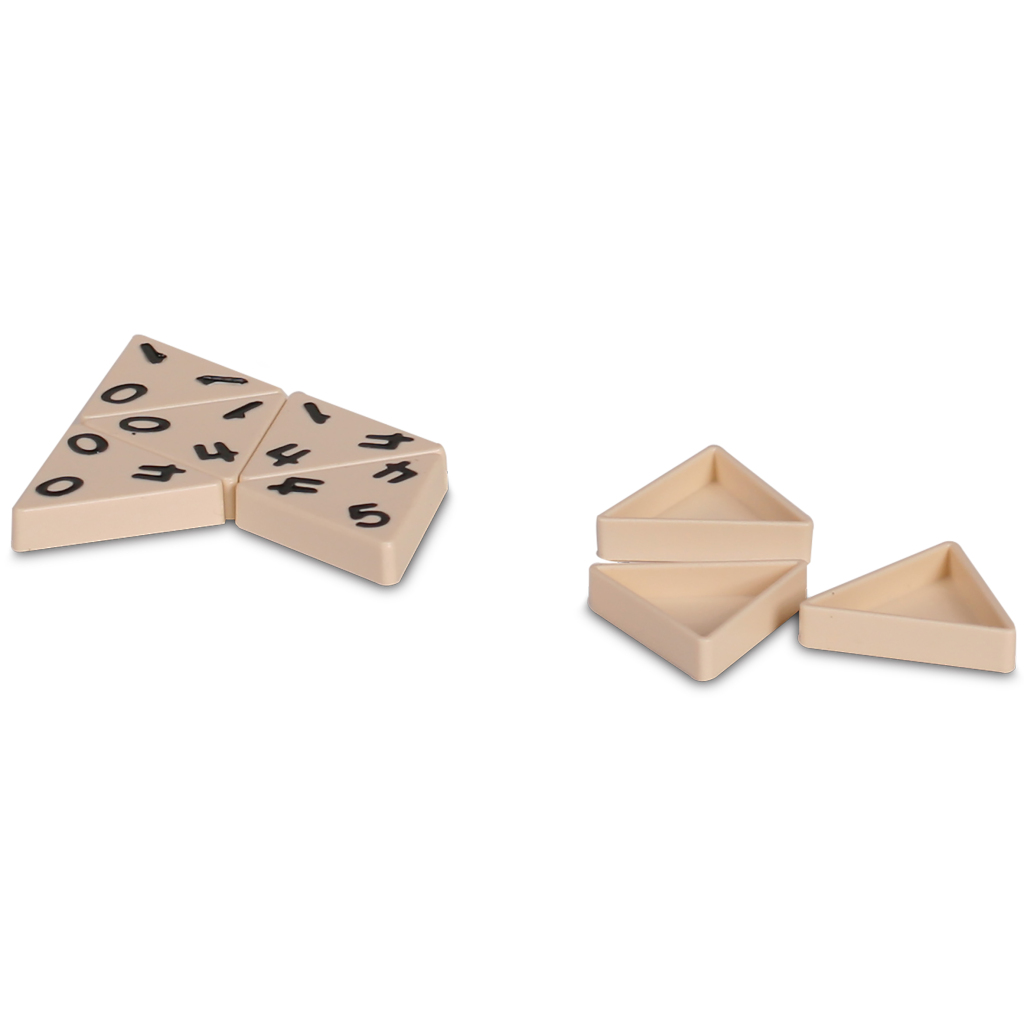 8711808006225 1.jpg Goliath Travel Triominos